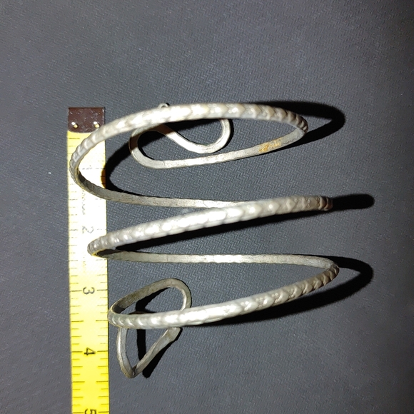 Vintage silver tone snake coil Cleopatra belly dancer adjustable cuff bracket - Picture 3 of 4